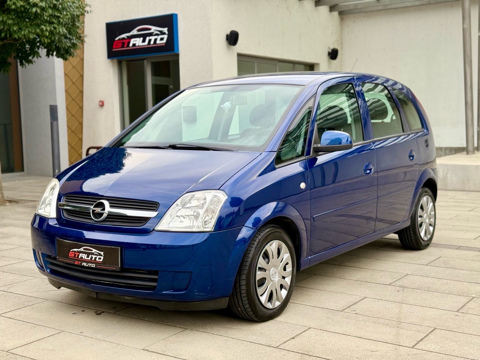 Opel Meriva 1,7 CDTI, KLIMA, Veliki servis, Nove gume, odlicno stanje, fotografija 2