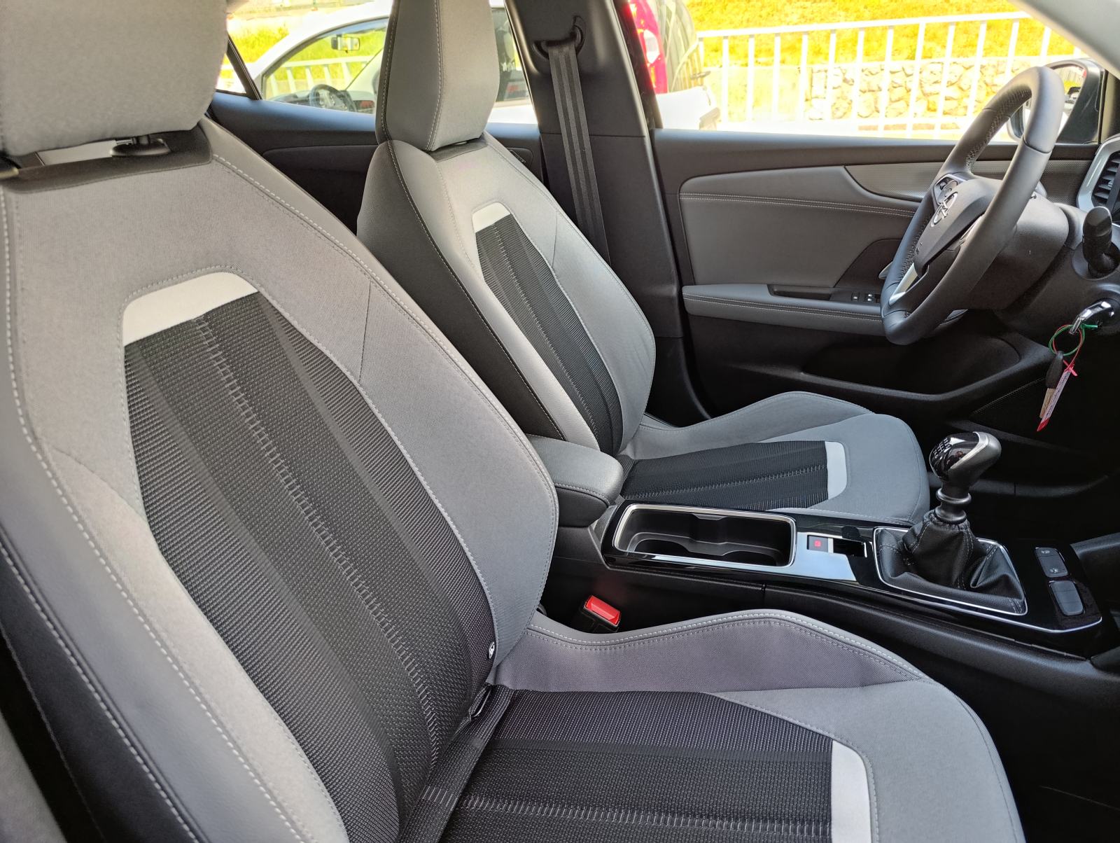 Opel Mokka 1.2 Turbo Elegance, samo 16.900km, jamstvo 5.g., fotografija 10