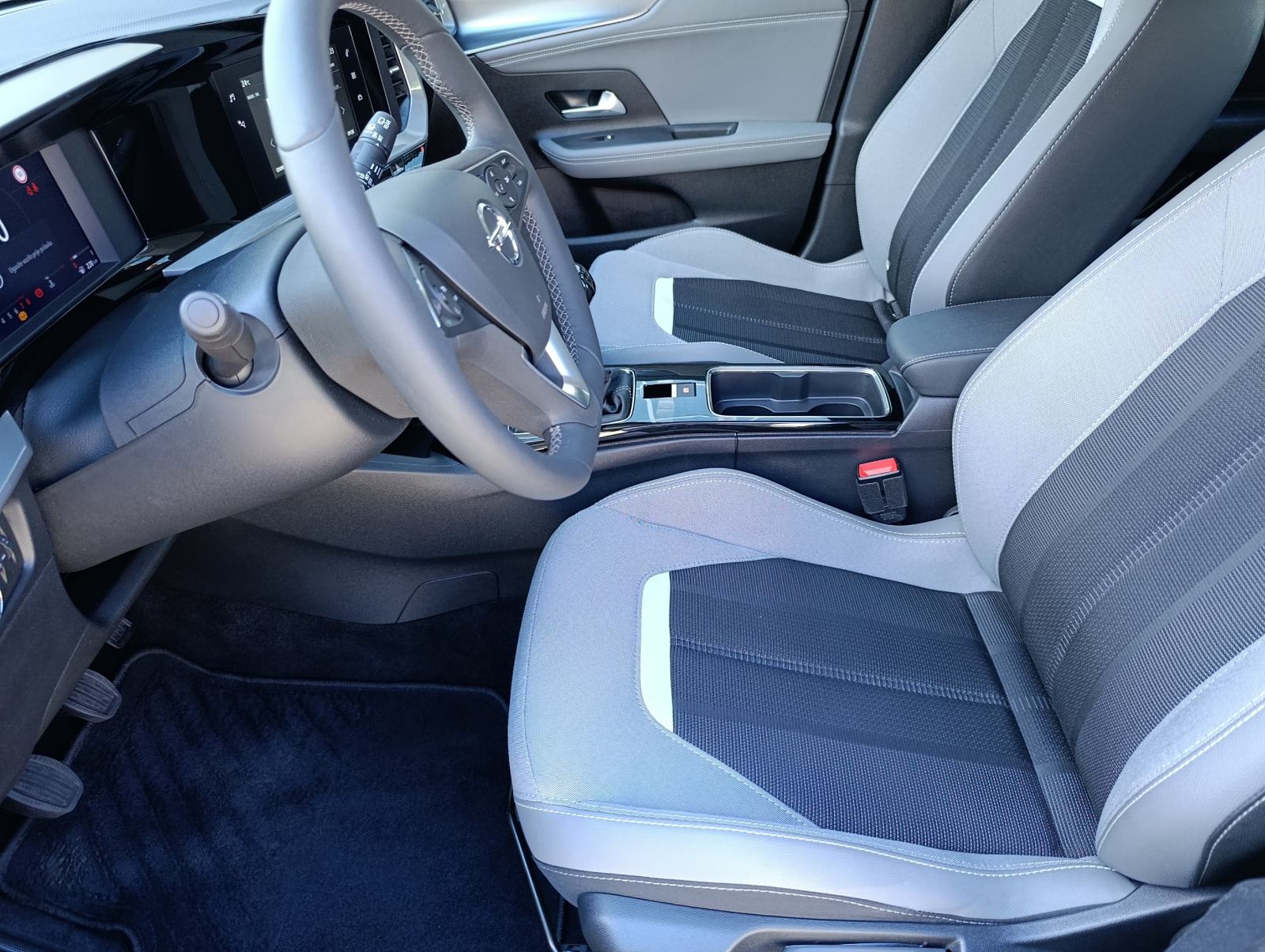 Opel Mokka 1.2 Turbo Elegance, samo 16.900km, jamstvo 5.g., fotografija 17
