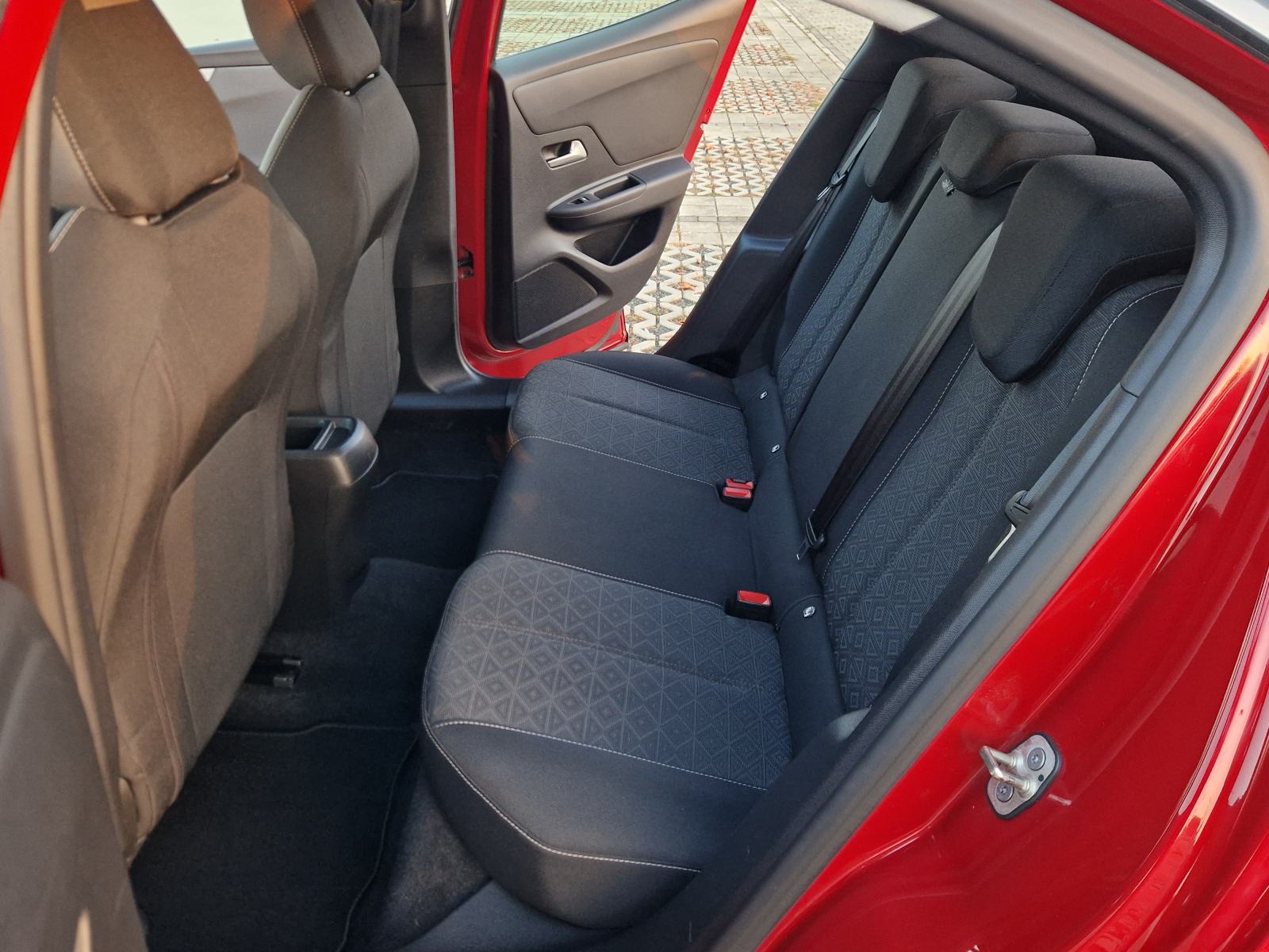 OPEL MOKKA 1.2 TURBO - **1.VLASNIK - SERVISNA KNJIGA + VELIKI SERVIS**, fotografija 15
