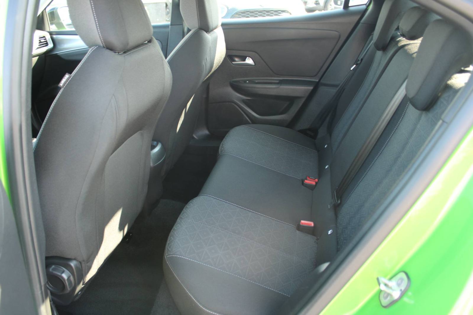 Opel Mokka 1.2T Edition, fotografija 10