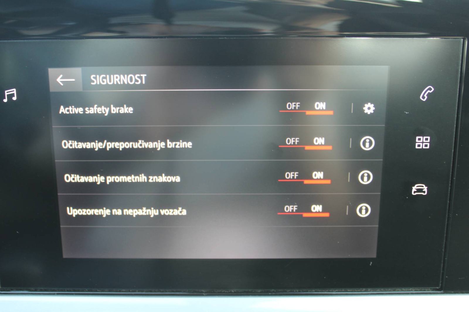Opel Mokka 1.2T Edition, fotografija 17