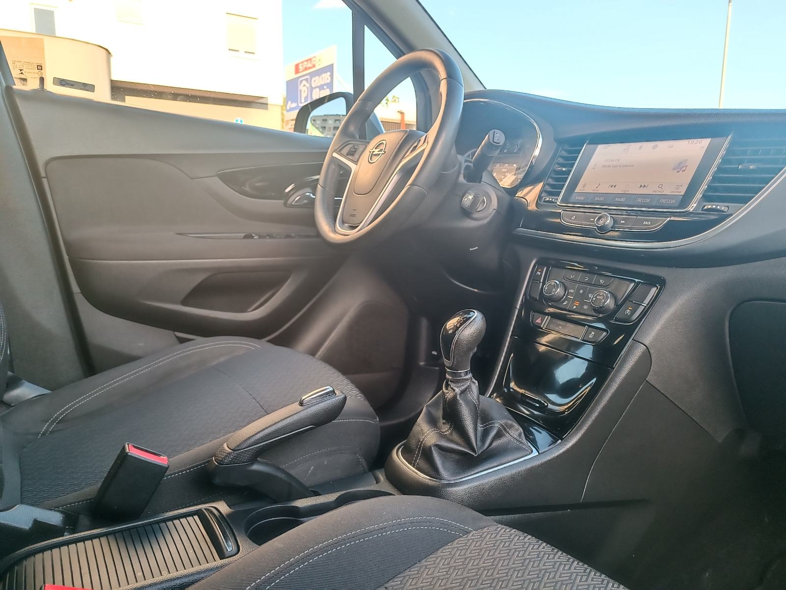 Opel Mokka 1.6 CDTI, fotografija 12