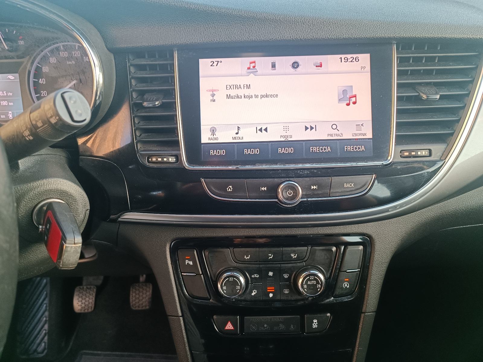 Opel Mokka 1.6 CDTI, fotografija 11