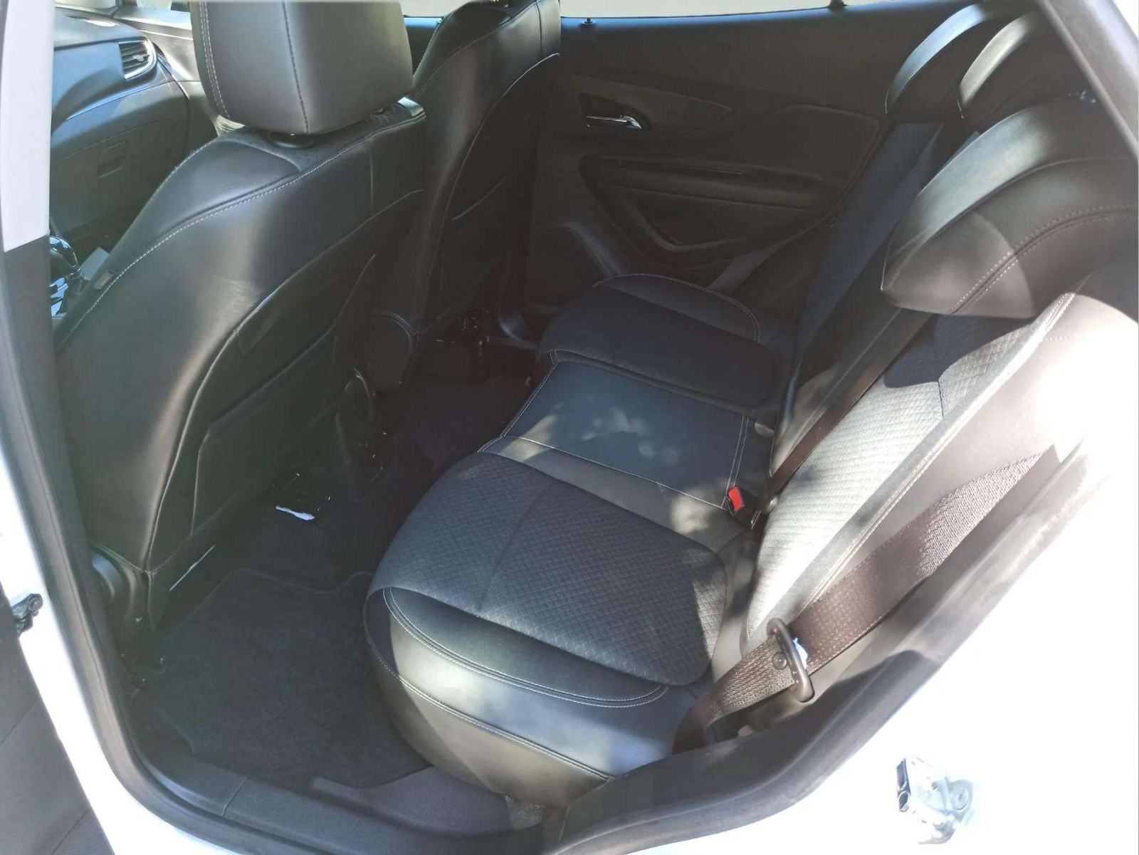 Opel Mokka 1,6 CDTI, fotografija 15
