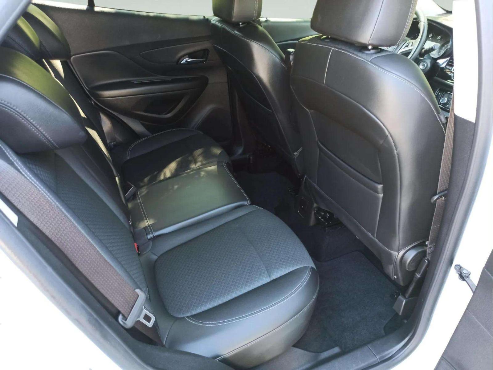 Opel Mokka 1,6 CDTI, fotografija 20
