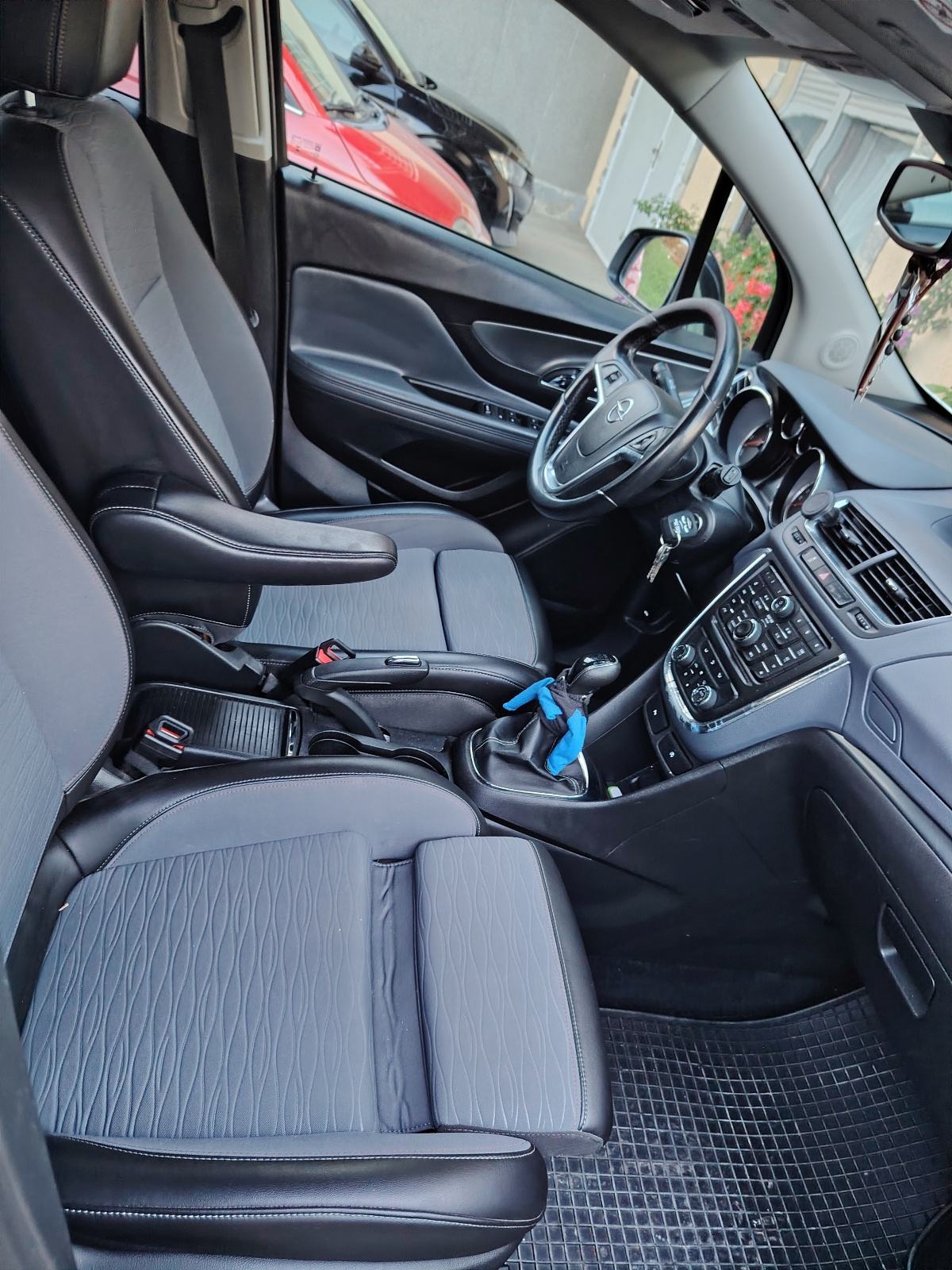 Opel Mokka 1,6 CDTI, fotografija 11