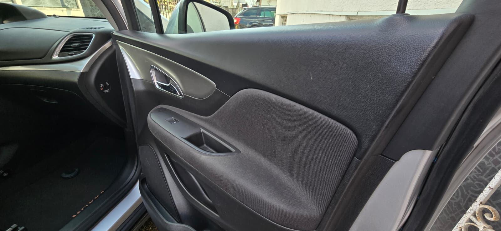 Opel Mokka 1,6 CDTI, fotografija 16