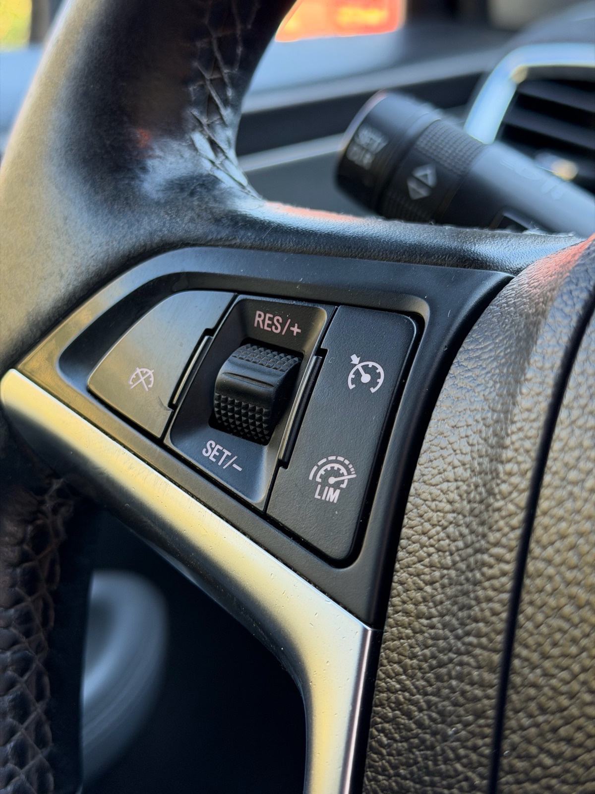Opel Mokka 1,6 CDTI * 2016 g., Navi,Koža,Alu 18",137 TKM*, fotografija 20