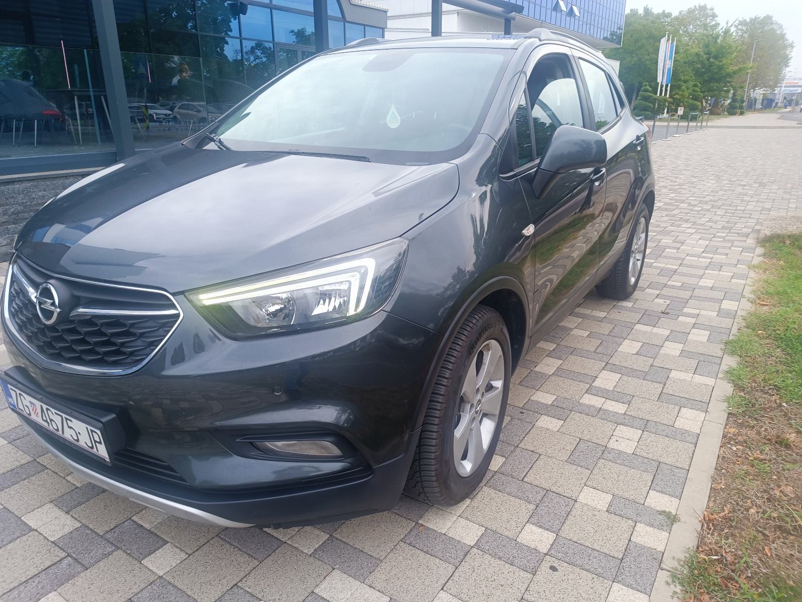 Opel Mokka 1,6 TDCi x POVOLJNO, pogled izvana - slika 1