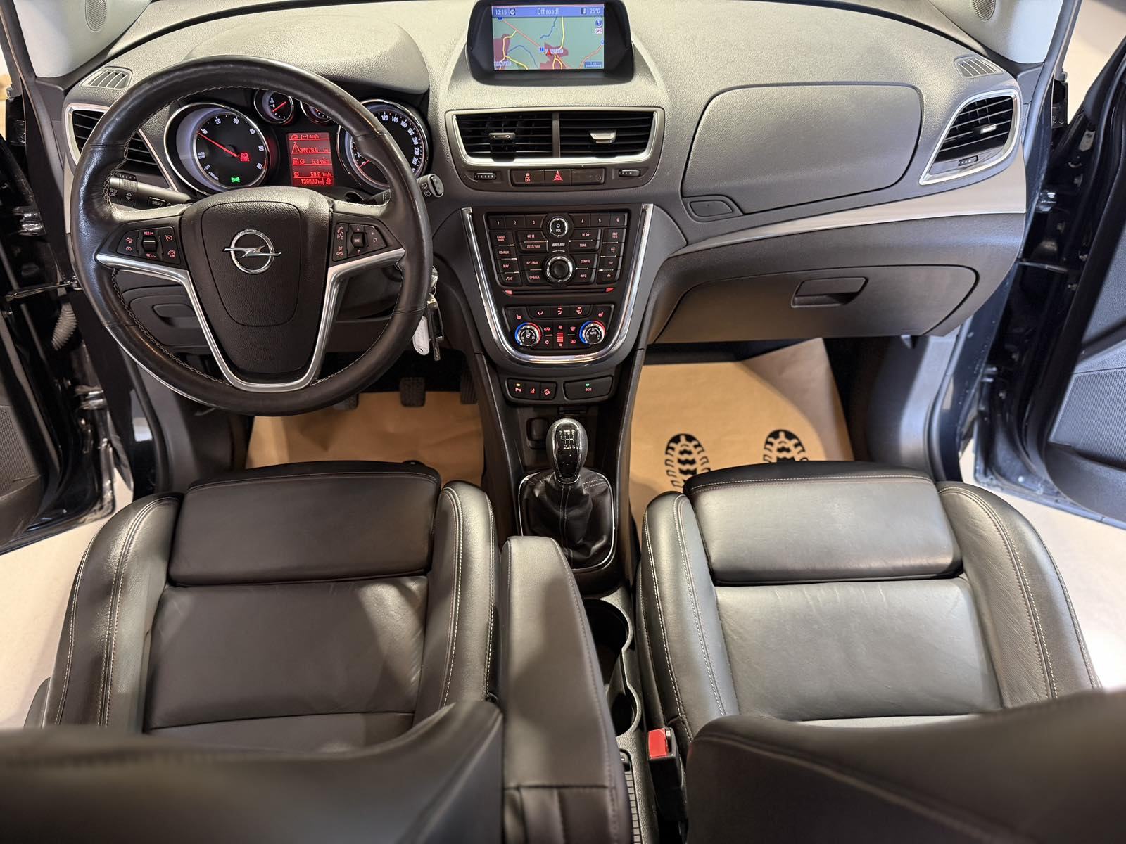 Opel Mokka 1,7 CDTI 4X4 *KAMERA - 130 TKM - TEMPOMAT - SERVISNA*, fotografija 11