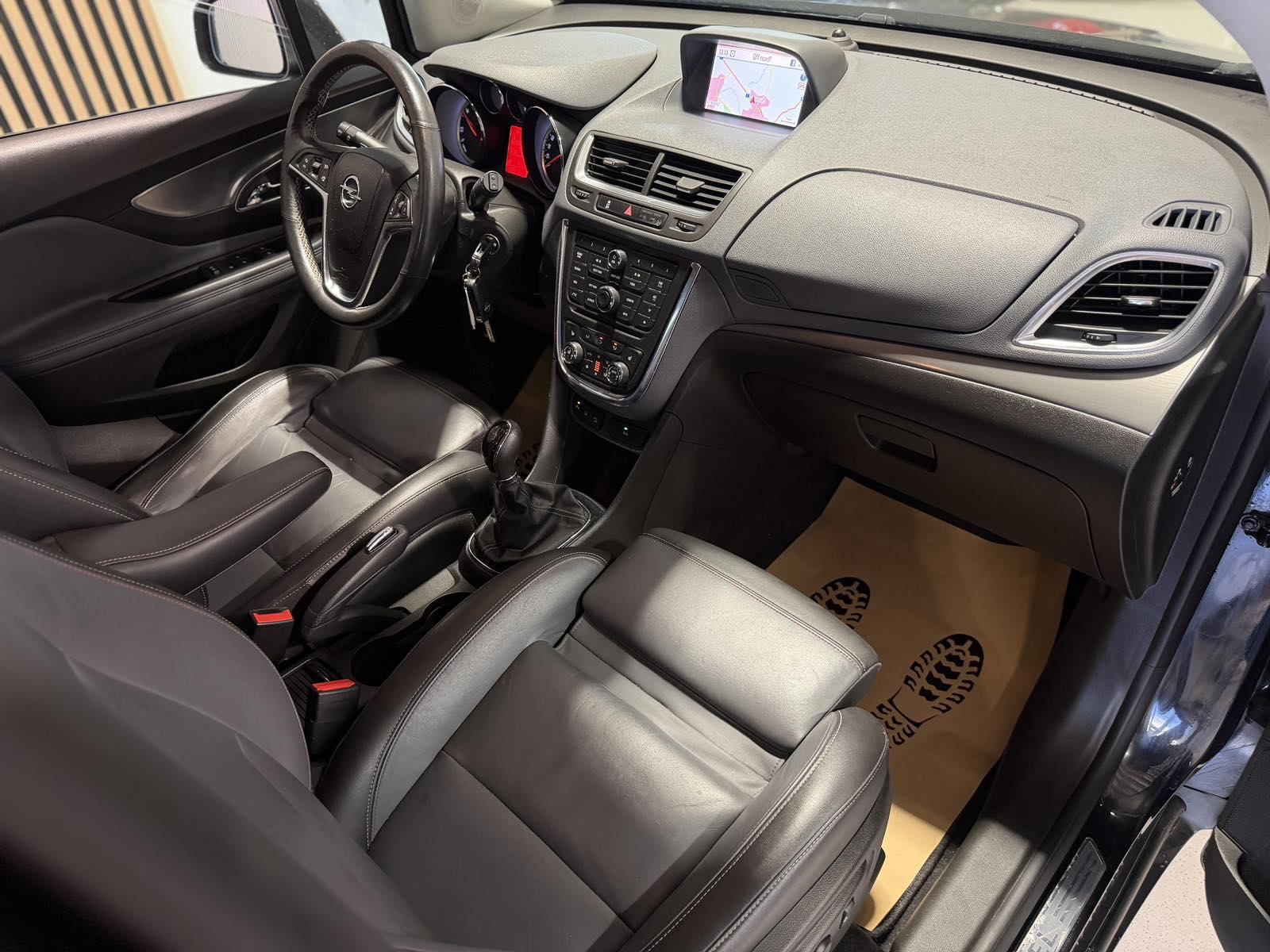 Opel Mokka 1,7 CDTI 4X4 *KAMERA - 130 TKM - TEMPOMAT - SERVISNA*, fotografija 18