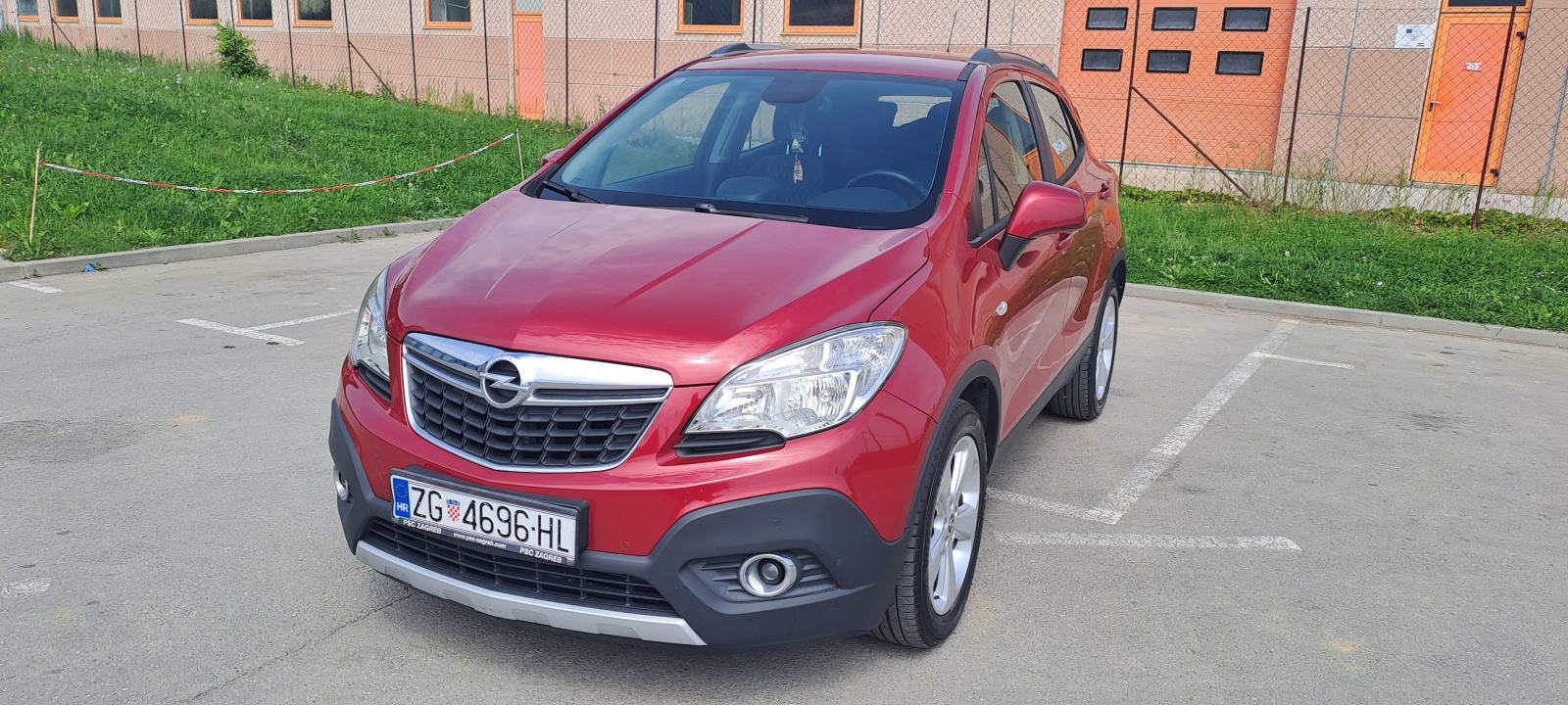 Opel Mokka 1,7cdti HITNO, fotografija 2