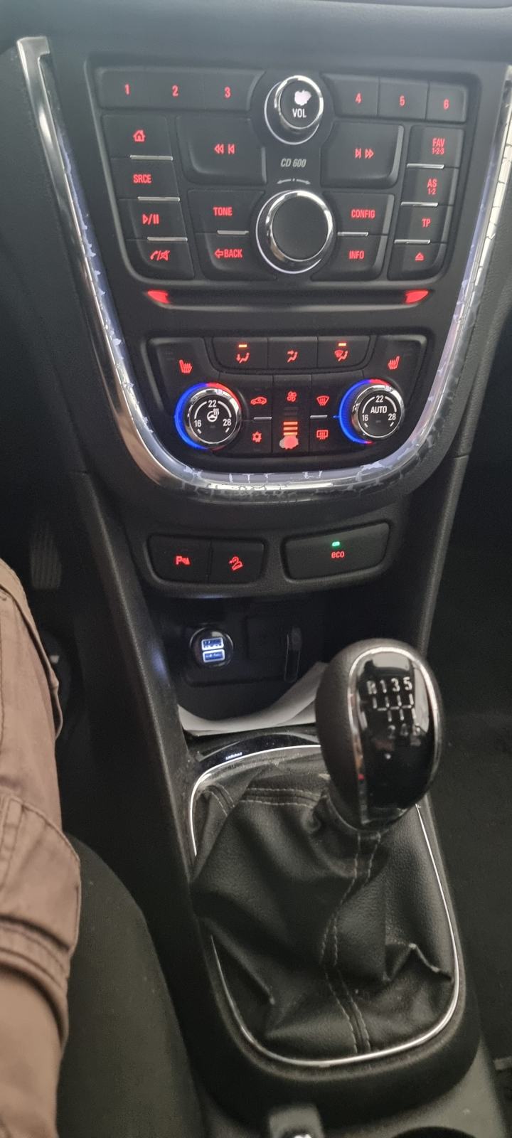 Opel Mokka 1,7, fotografija 6