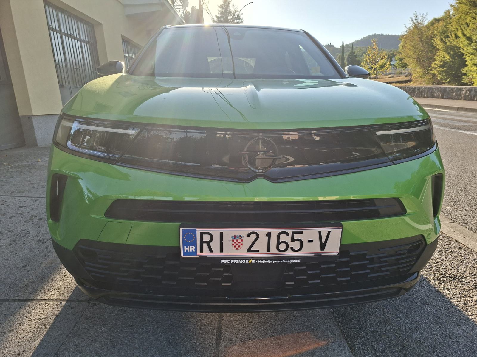 Opel Mokka-E, 2024., 35500km, 1.vlasnica, HR auto, garancija, fotografija 5