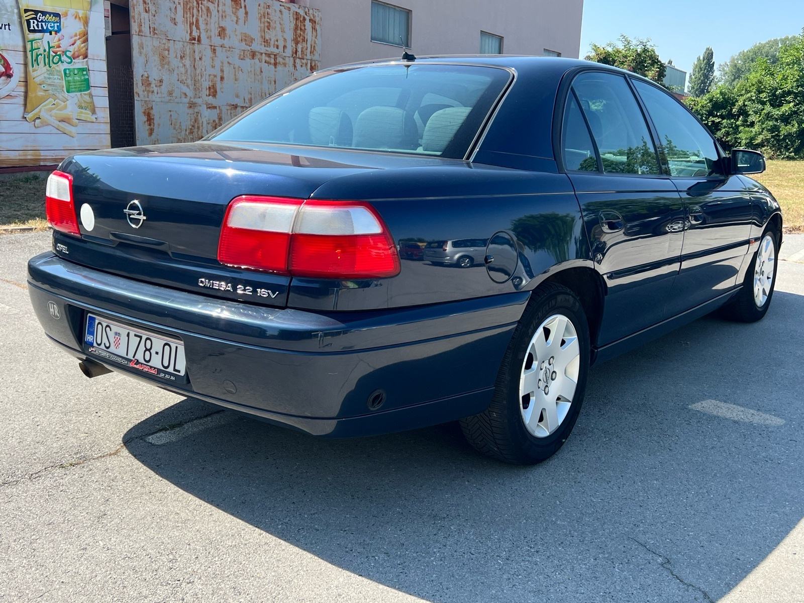 Opel Omega 2,2 16V * LPG - Plin * reg 01/27 * 104tkm *kao nov ***, fotografija 8