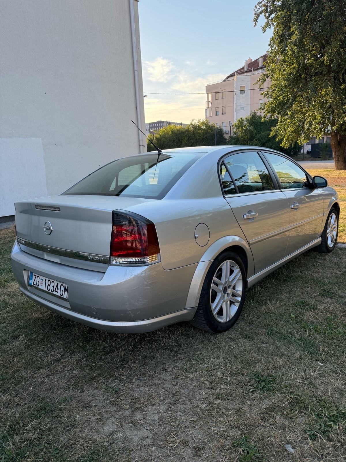 Opel Vectra 1,9 CDTI, fotografija 5