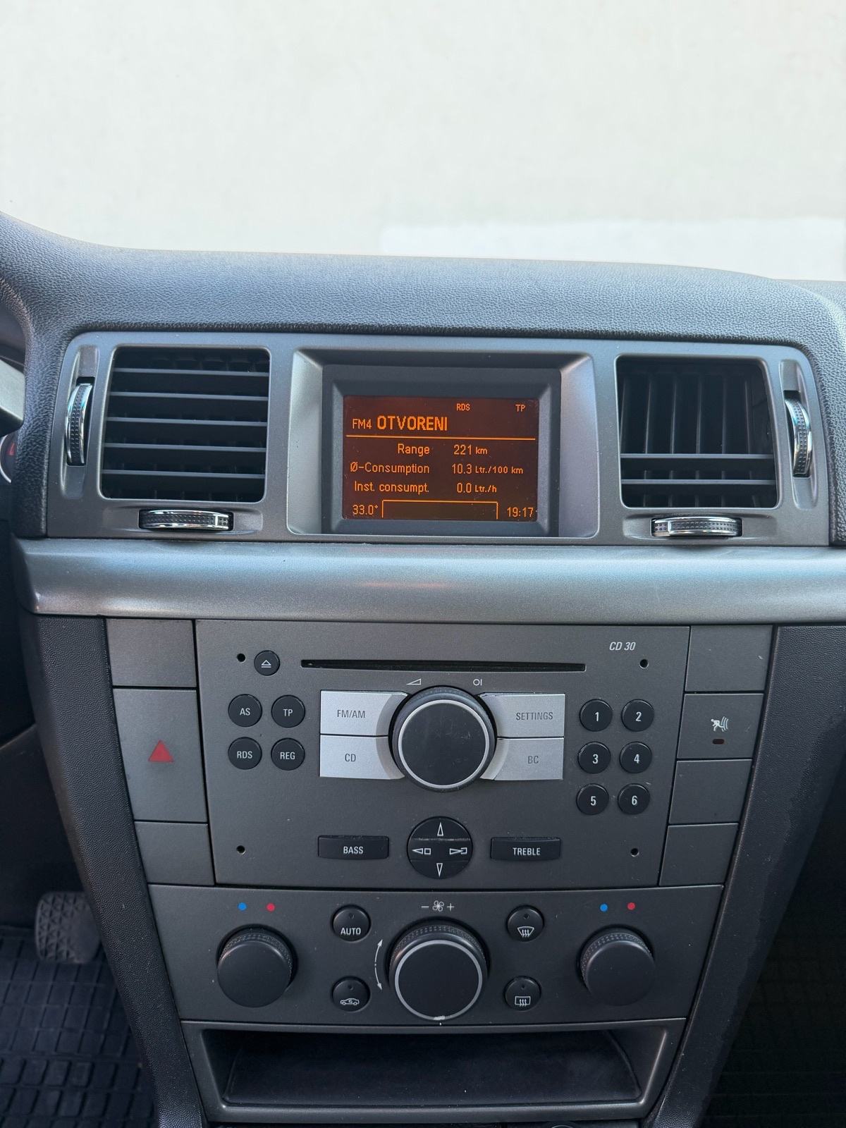 Opel Vectra 1,9 CDTI, fotografija 12