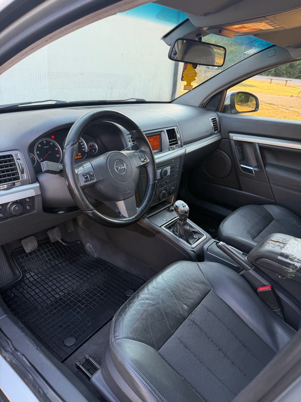 Opel Vectra 1,9 CDTI, fotografija 16