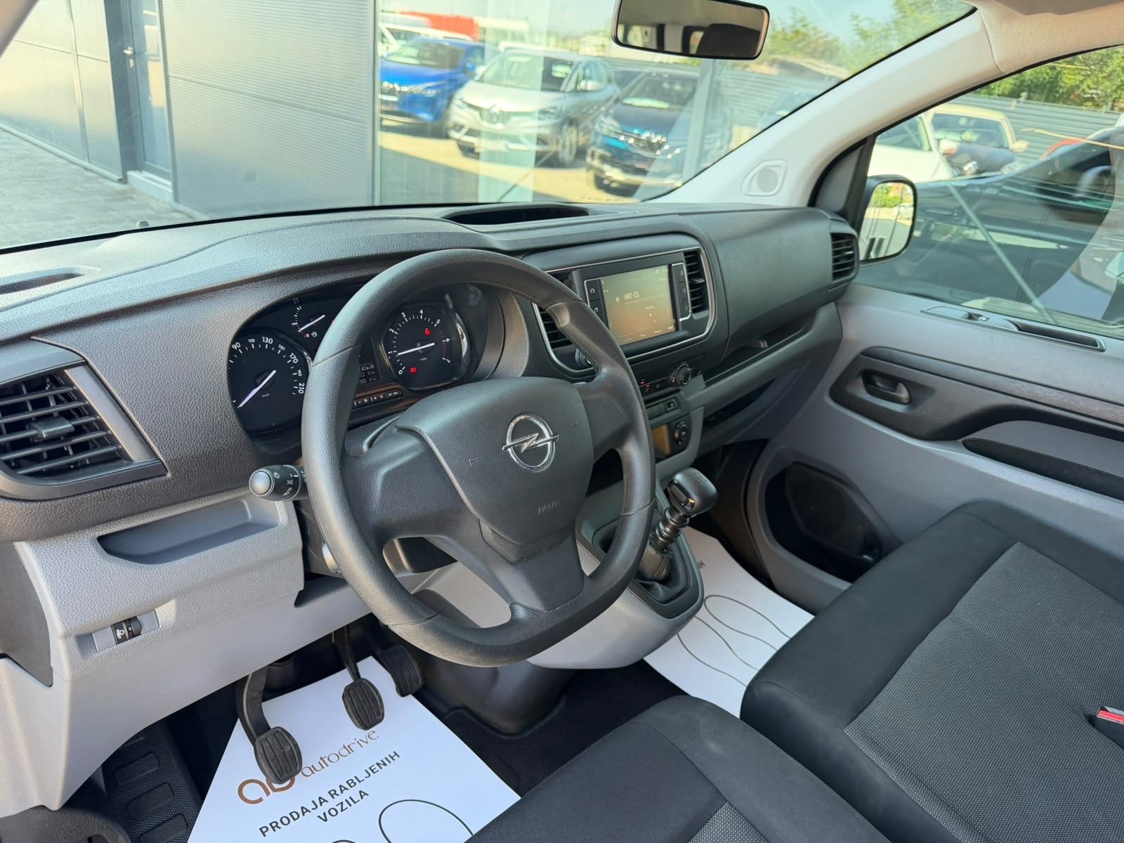 Opel Vivaro 1,5 D • PRODUŽENI • 8+1 SJEDALA • LEASING VEĆ OD: 323,00 €, fotografija 14