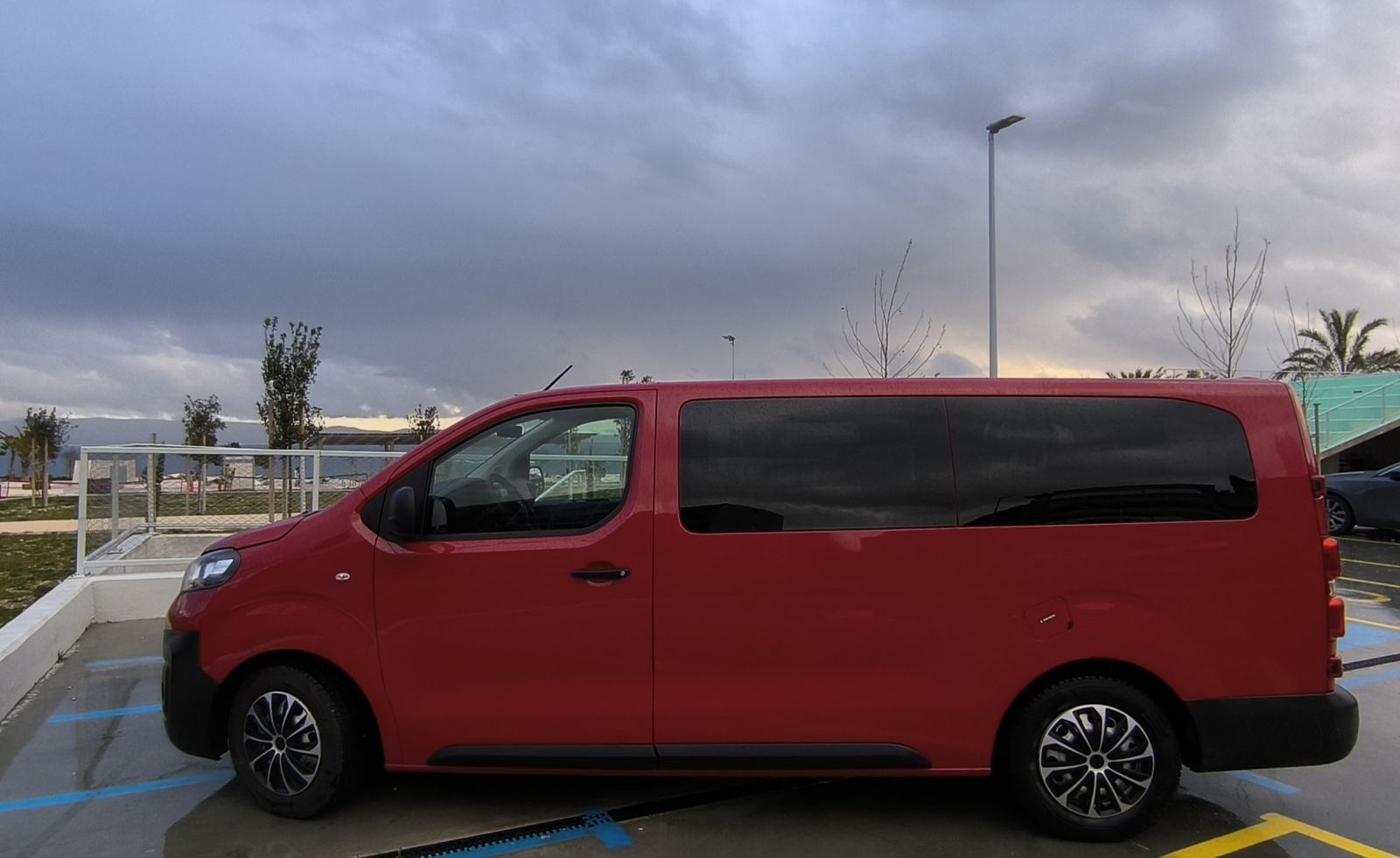 Opel Vivaro 1,5 D, fotografija 1