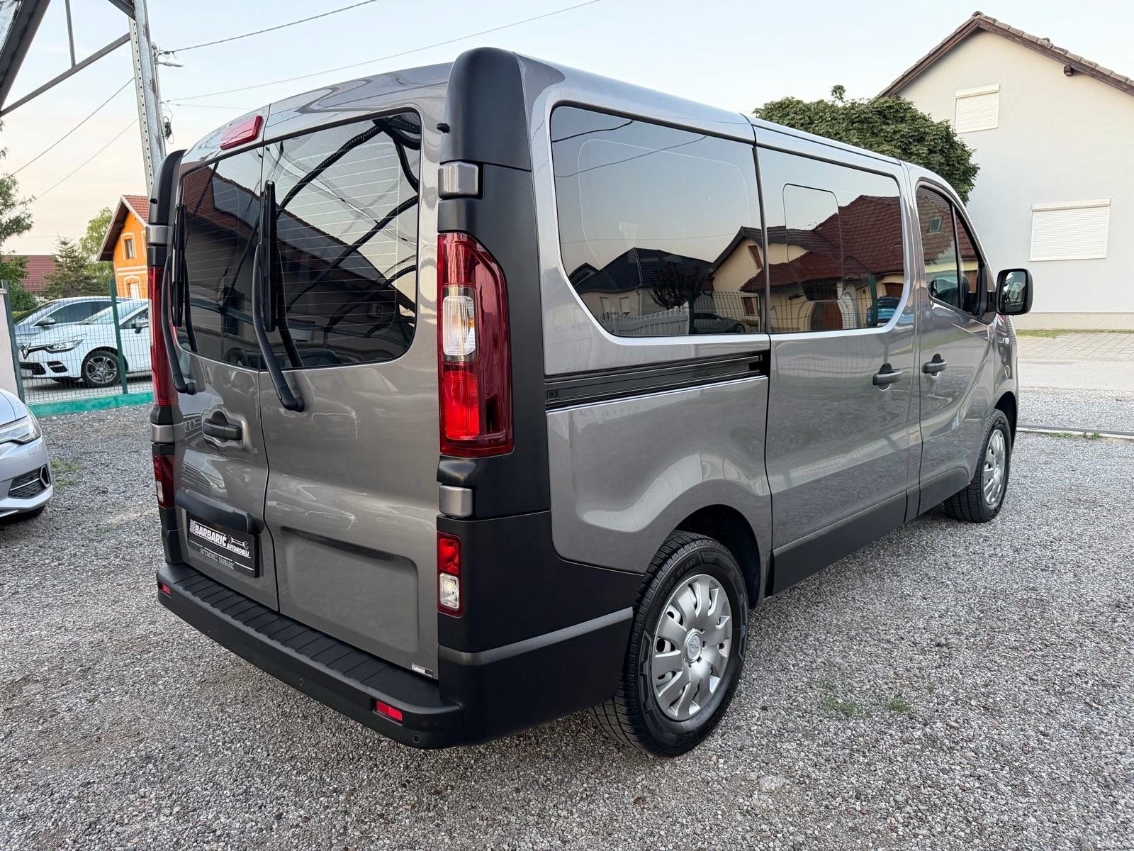 Opel Vivaro 1,6 CDTI,128.000km,9 sjedala,Jamstvo 12mj., fotografija 5
