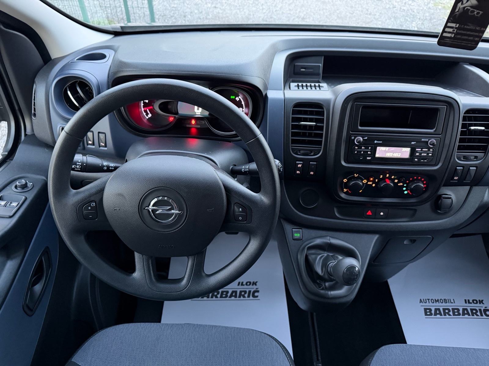 Opel Vivaro 1,6 CDTI,128.000km,9 sjedala,Jamstvo 12mj., fotografija 13