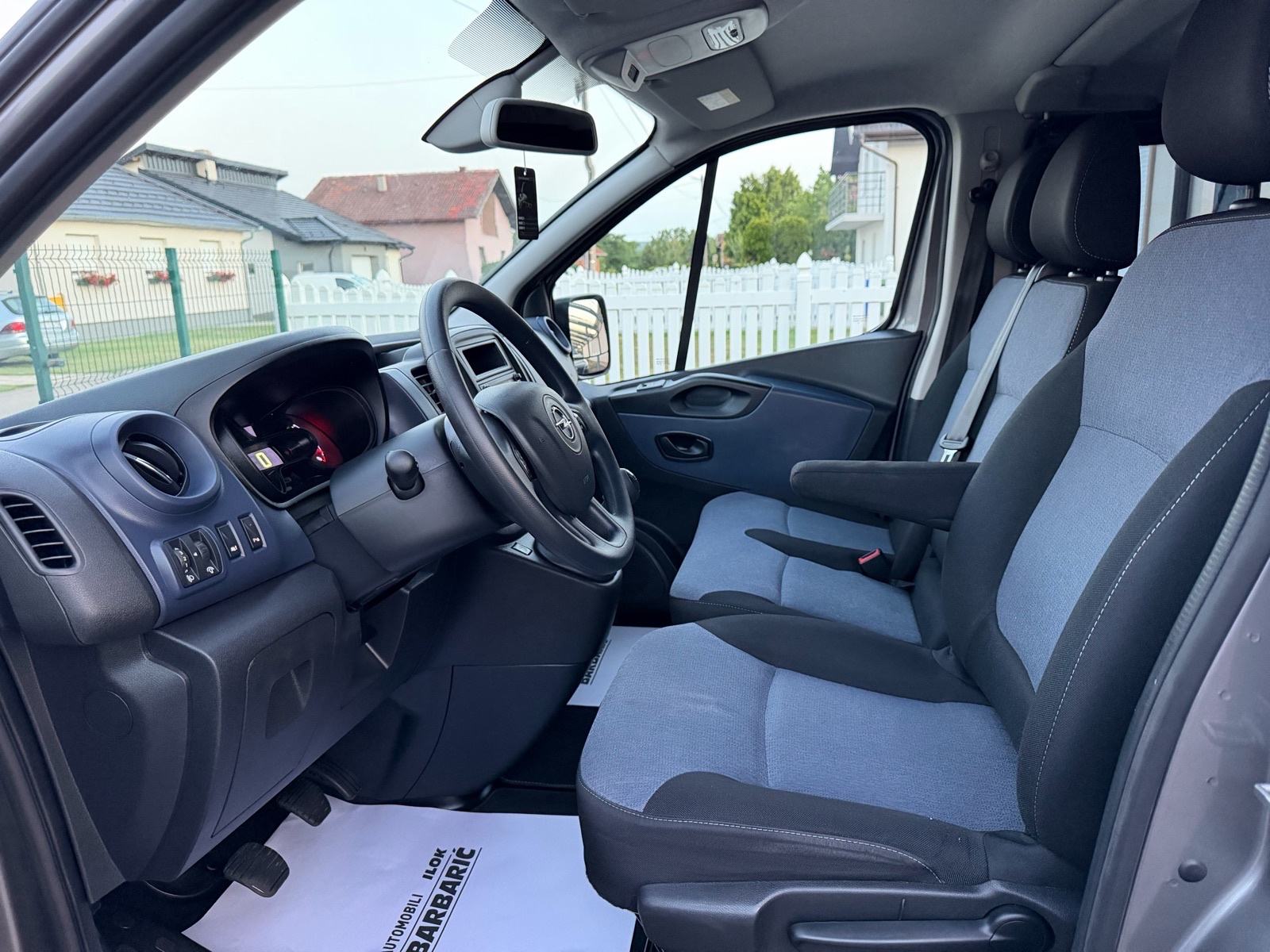 Opel Vivaro 1,6 CDTI,128.000km,9 sjedala,Jamstvo 12mj., fotografija 9
