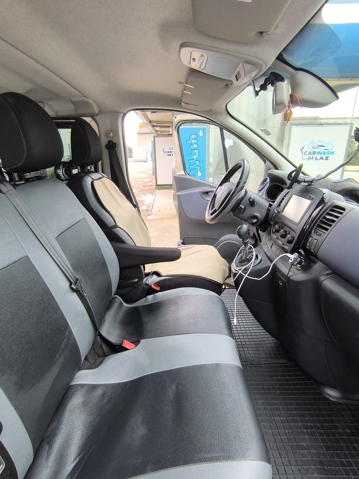 Opel Vivaro 1,6 CDTI 2,7t Start/Stop, fotografija 7