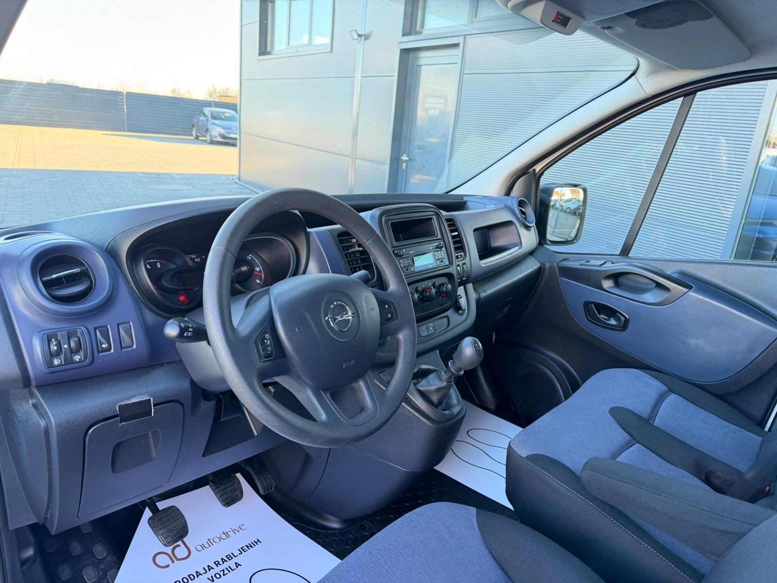 Opel Vivaro 1,6 CDTI 5+1 SJEDALA • LEASING RATA VEĆ OD: 255,00 €, fotografija 13