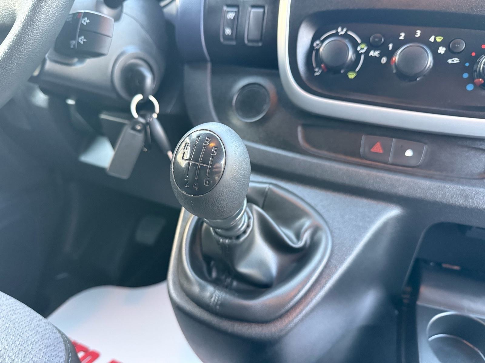 Opel Vivaro 1.6 CDTI L2H1 ** 151.000km ** - 9 sjedala - Odlican, fotografija 14