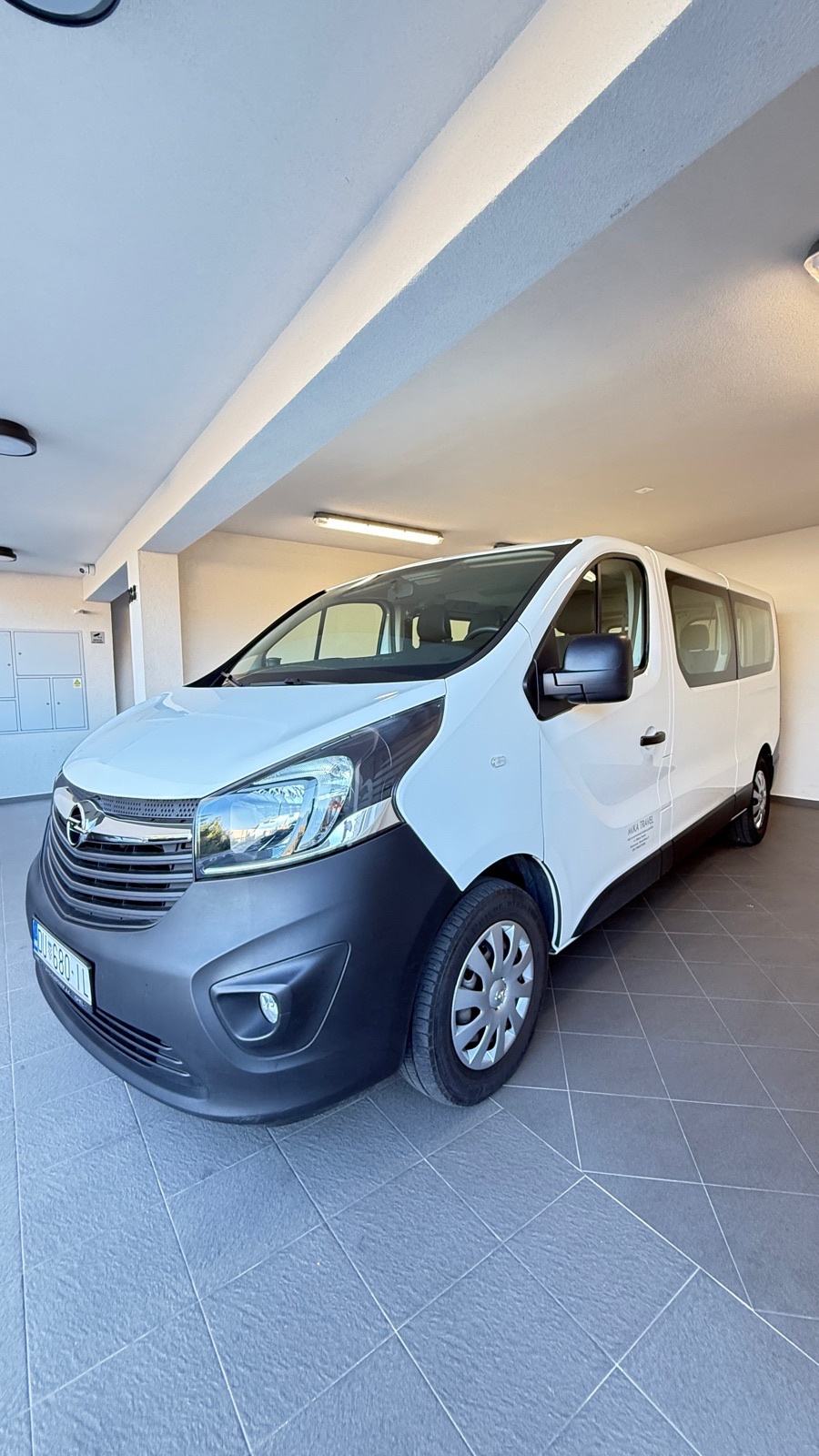 Opel Vivaro LONG 1.6 CDTI – 120.000 km – Ovlašteni servis – Garažiran, fotografija 3