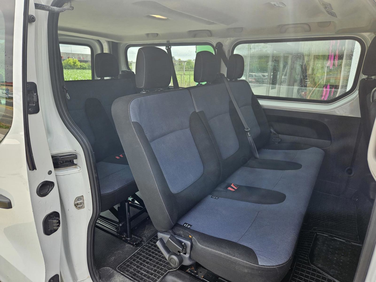 Opel Vivaro 1,6 CDTI (u sustavu PDV-a) registriran do 04/2027, fotografija 8