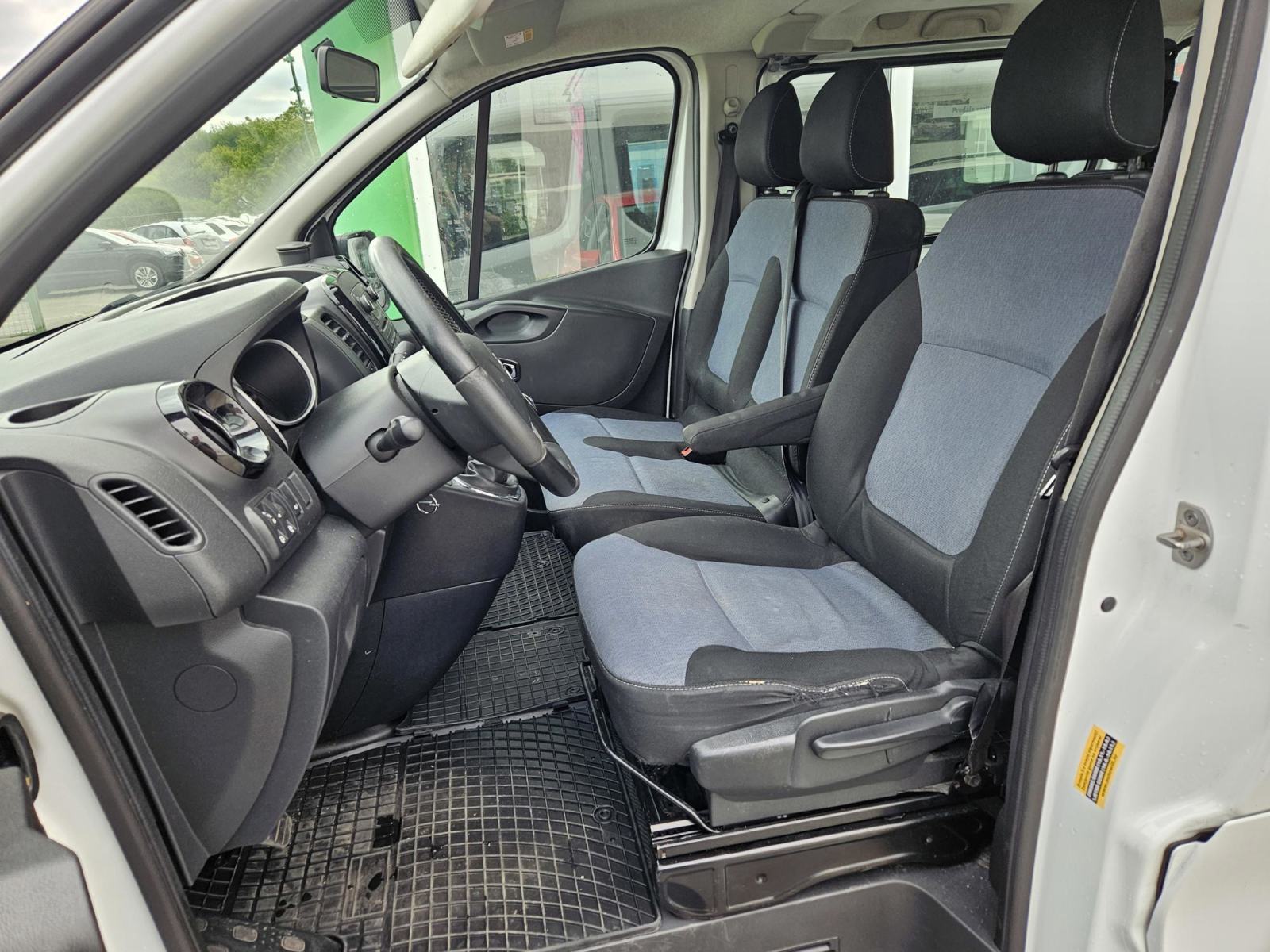 Opel Vivaro 1,6 CDTI (u sustavu PDV-a) registriran do 04/2027, fotografija 15