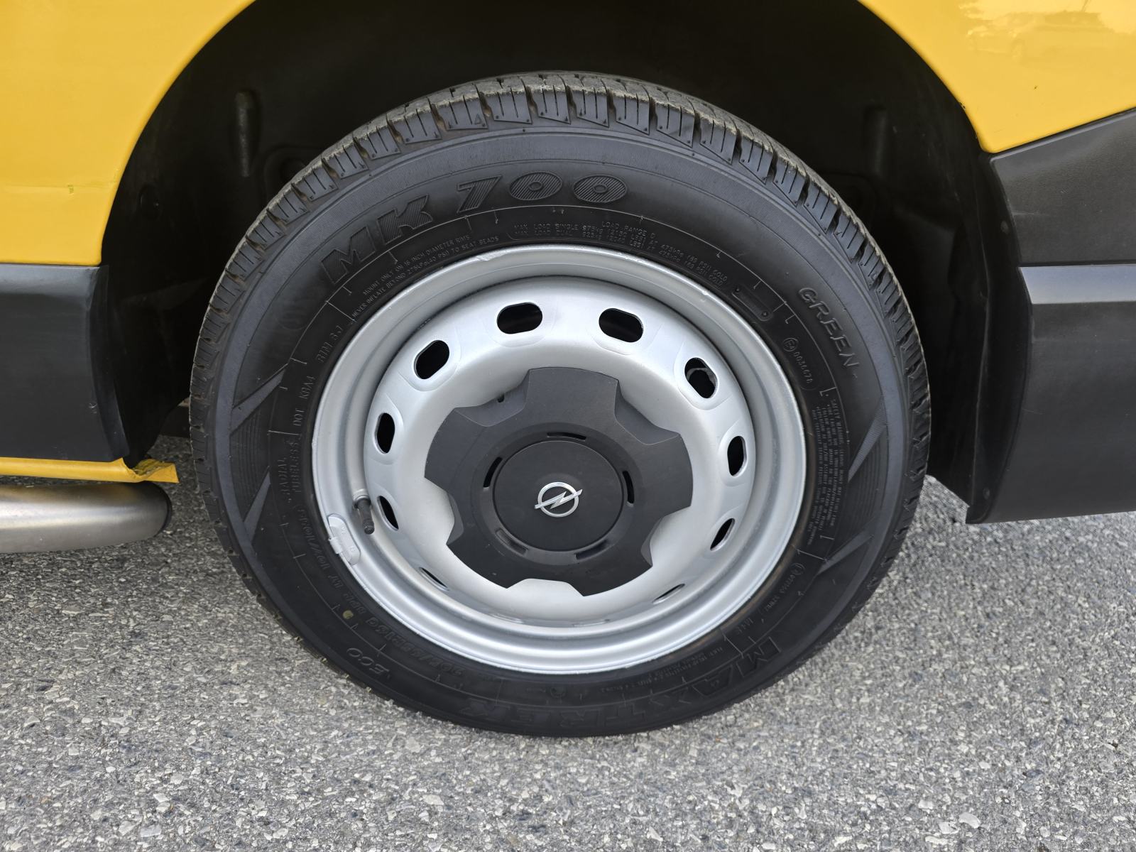 Opel Vivaro 1,6 TDCI-produžen-2020gd.md-KLIMA-3sjd,176tkm,temo,u PDV-u, fotografija 5