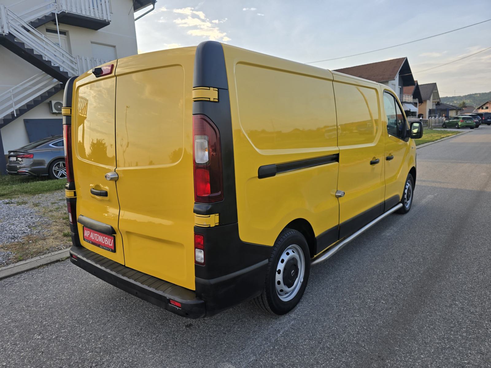 Opel Vivaro 1,6 TDCI-produžen-2020gd.md-KLIMA-3sjd,176tkm,temo,u PDV-u, fotografija 6