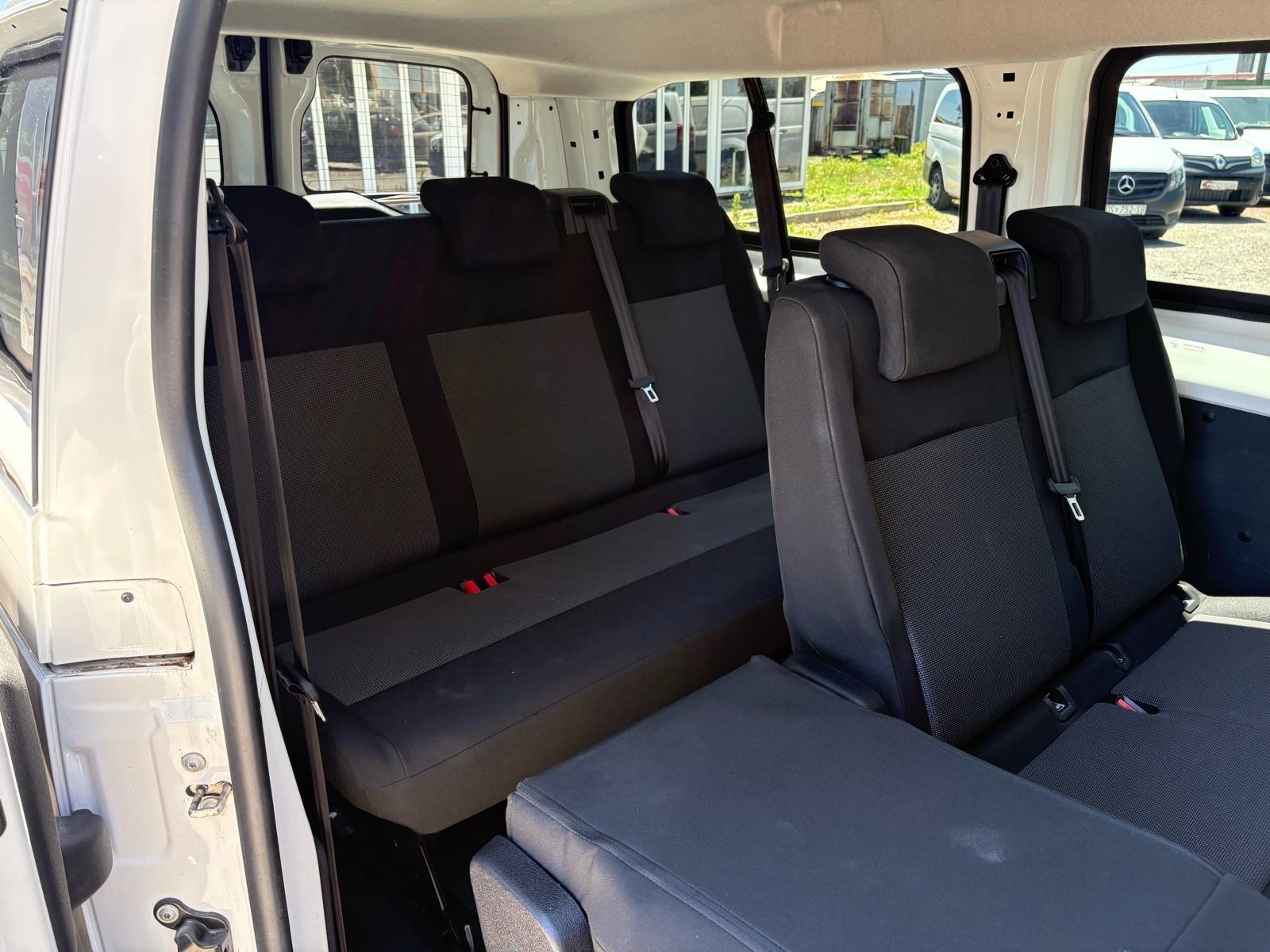 Opel Vivaro 2,0 CDTI PRODUŽENI 8+1 - REG:06/2027 - KLIMA - LEASING, fotografija 10