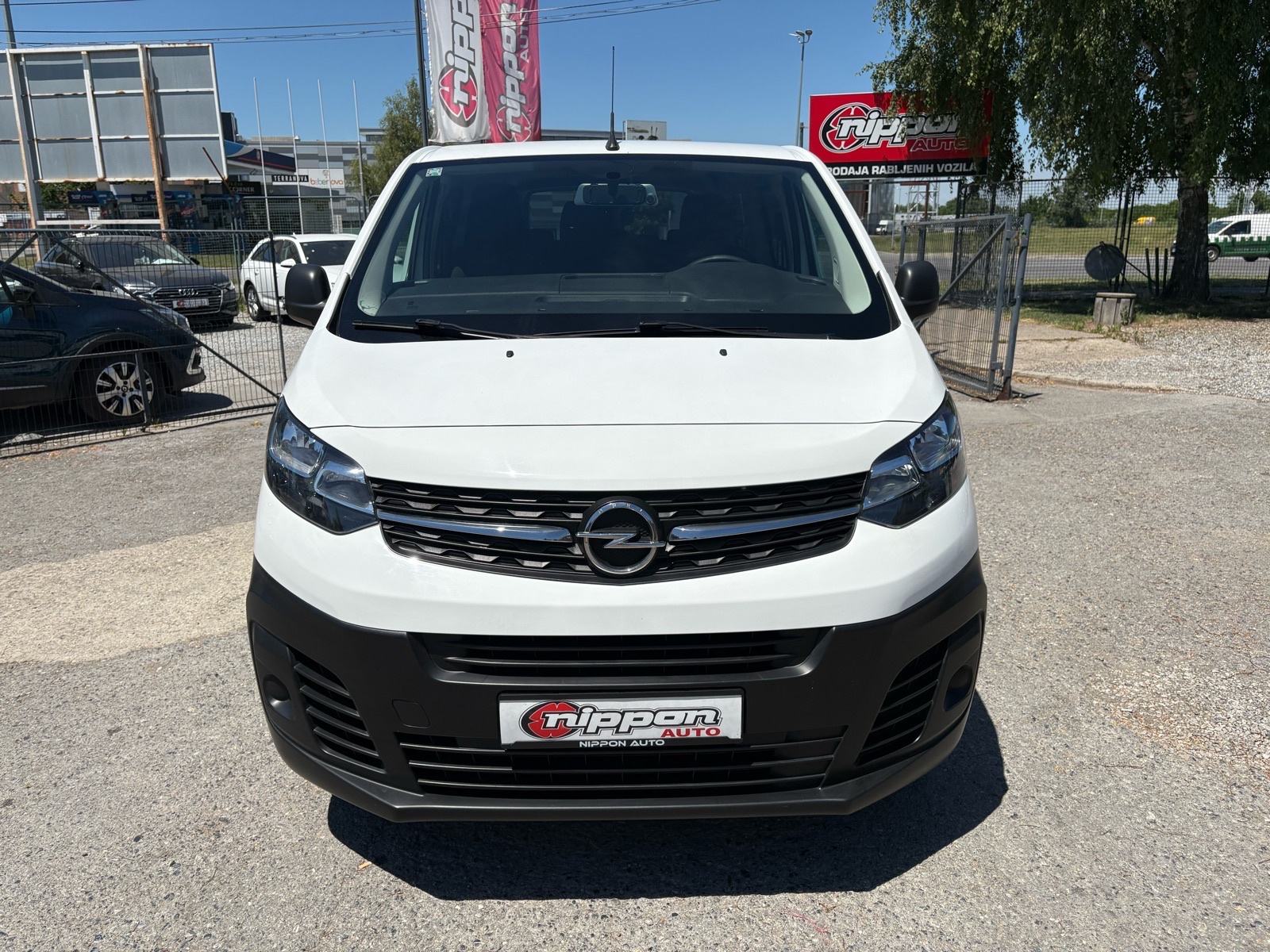 Opel Vivaro 2,0 CDTI PRODUŽENI 8+1 - REG:06/2027 - KLIMA - LEASING, fotografija 2