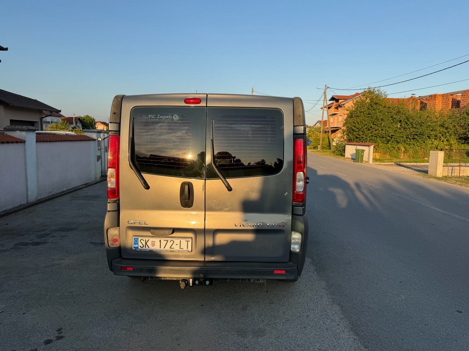 Opel Vivaro 2,0 cdti, fotografija 5