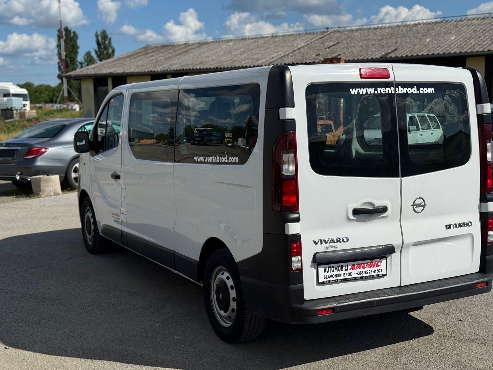 Opel Vivaro 8+1 - L2H1 1,6 - 2 KOMADA DOSTUPNA, fotografija 5