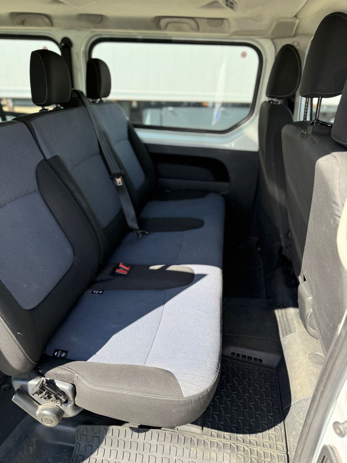 Opel Vivaro 8+1 - L2H1 1,6 - 2 KOMADA DOSTUPNA, fotografija 9