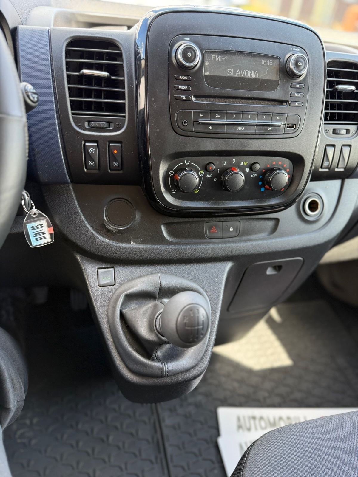 Opel Vivaro 8+1 - L2H1 1,6 - 2 KOMADA DOSTUPNA, fotografija 12