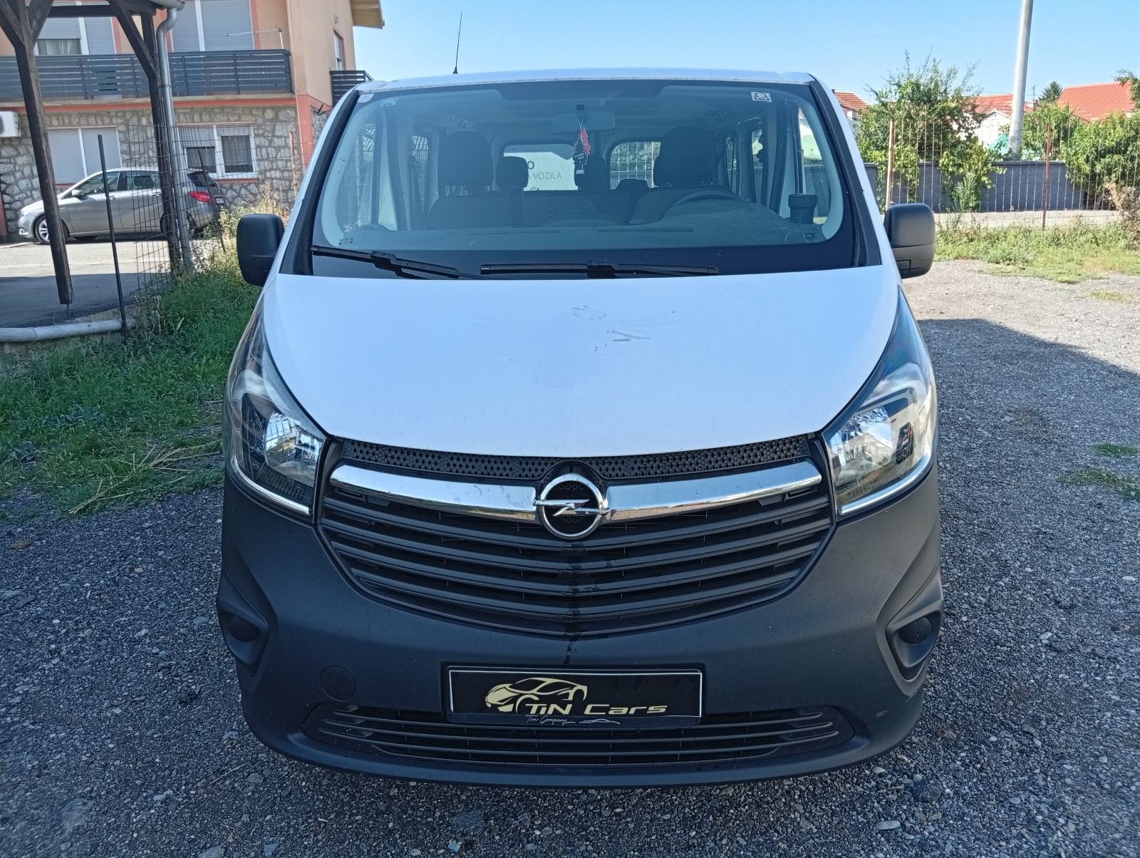 Opel Vivaro L1H1 1,6 mod.2016 - 99 TKM/ KLIMA/ 8+1 SJEDALA REG 02/2027, fotografija 2