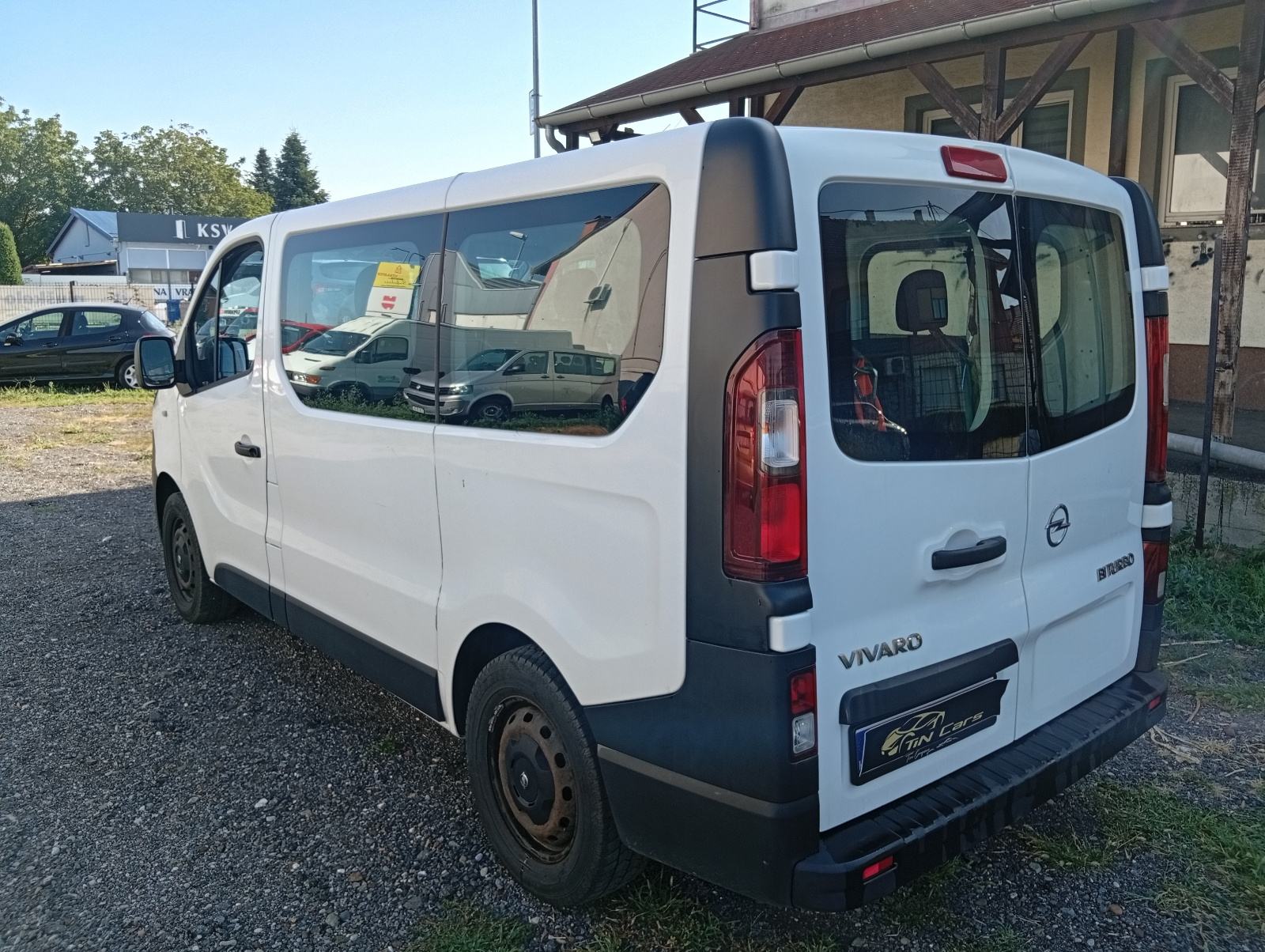 Opel Vivaro L1H1 1,6 mod.2016 - 99 TKM/ KLIMA/ 8+1 SJEDALA REG 02/2027, fotografija 7