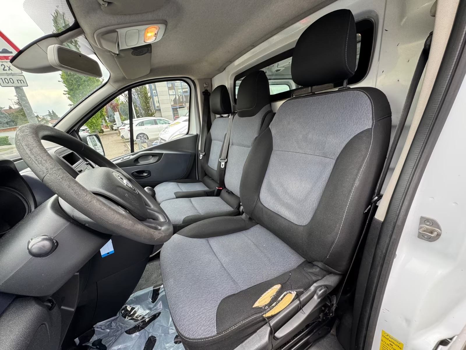 Opel Vivaro L1H1 1,6, fotografija 7