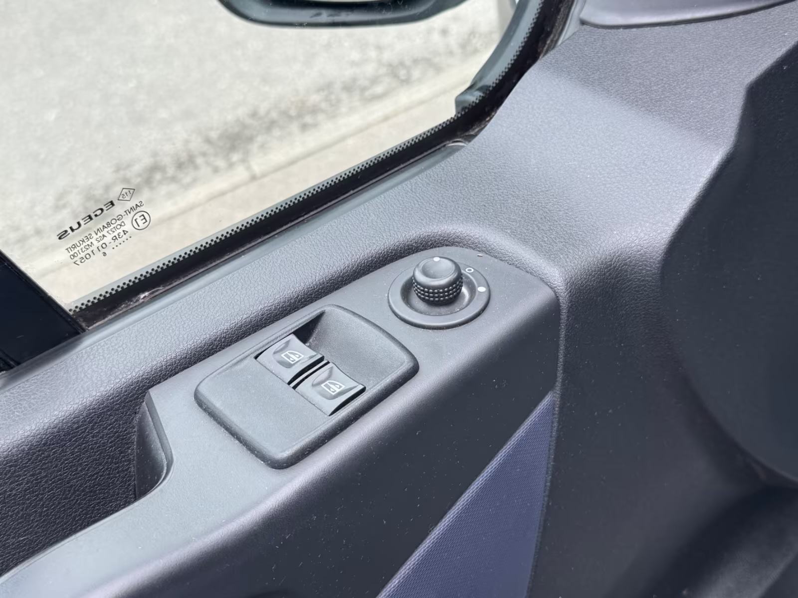Opel Vivaro L1H1 1,6, fotografija 9