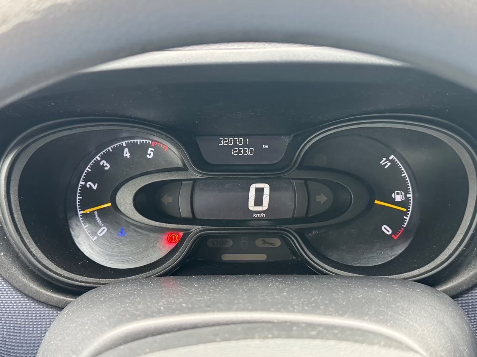 Opel Vivaro L1H1 1,6, fotografija 11