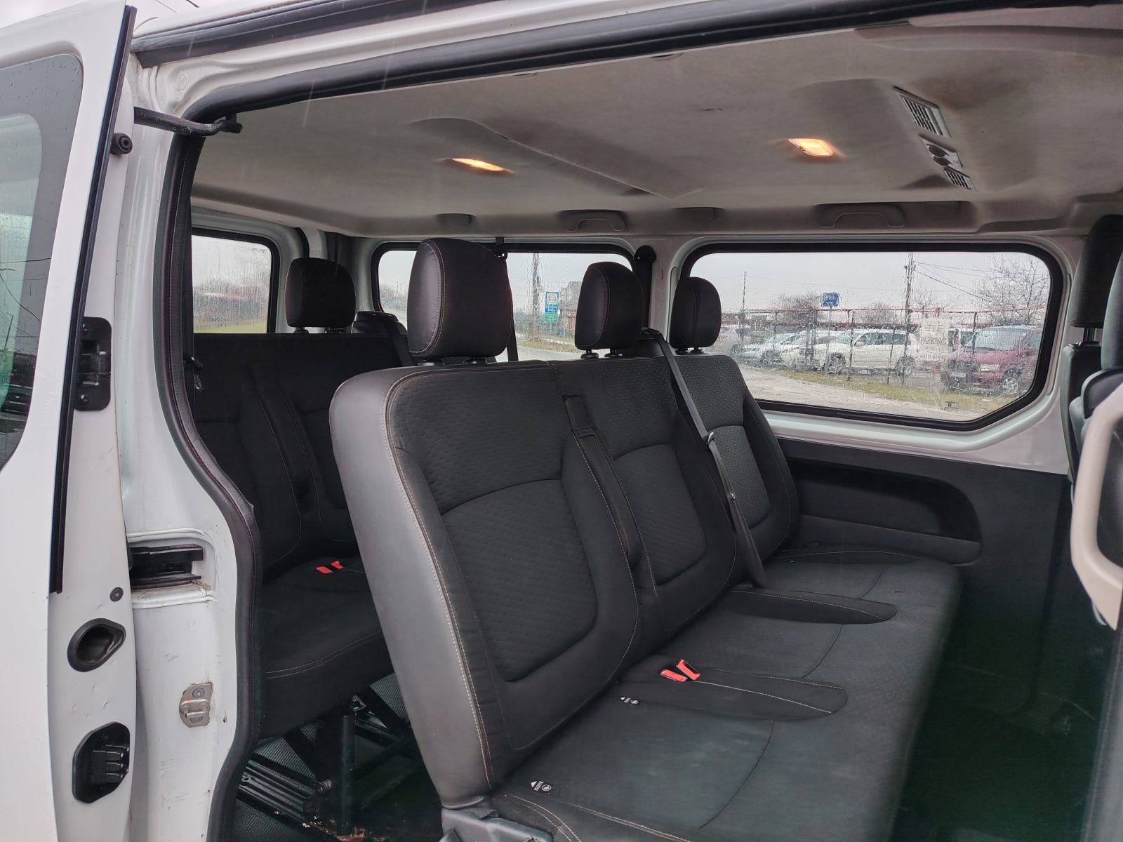 Opel Vivaro L2H1 1,6 8+1 odlično stanje SNIŽENA CIJENA, fotografija 6