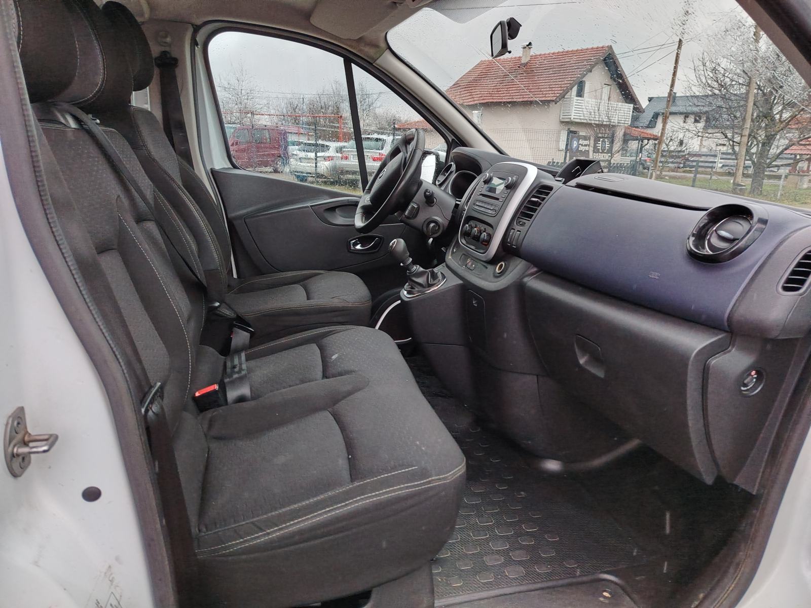 Opel Vivaro L2H1 1,6 8+1 odlično stanje SNIŽENA CIJENA, fotografija 7