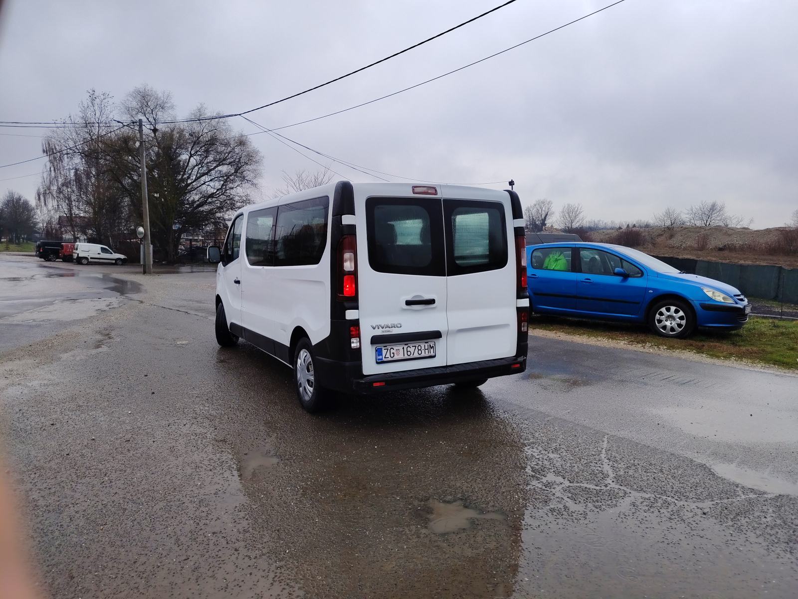 Opel Vivaro L2H1 1,6 8+1 odlično stanje SNIŽENA CIJENA, fotografija 12